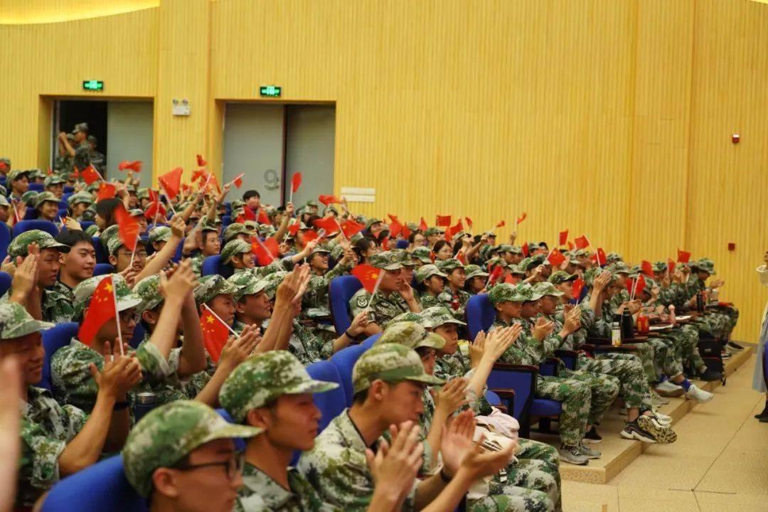 保持年轻的人,都做对了这四点 | 新黄河AI晚读