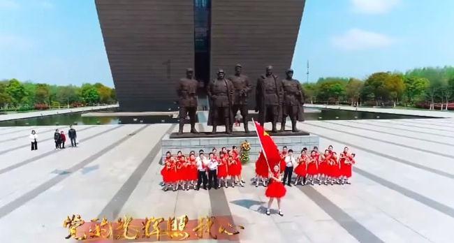 怎么看待办公室恋情?游戏画面